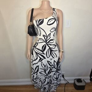 ☆Abel The Label One-Shoulder Black and White Floral Maxi Dress☆